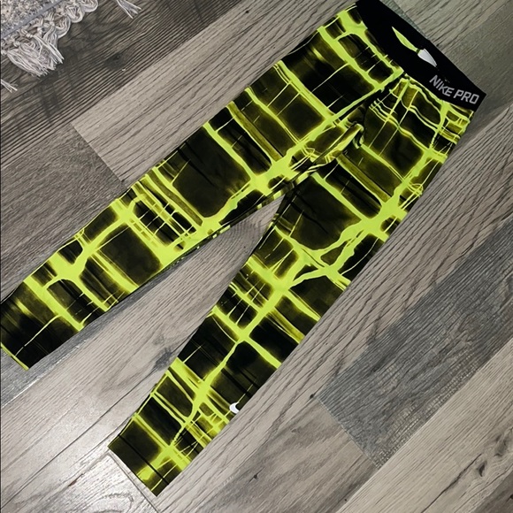 Nike Pants - Nike Pro leggings size medium - black/lime green